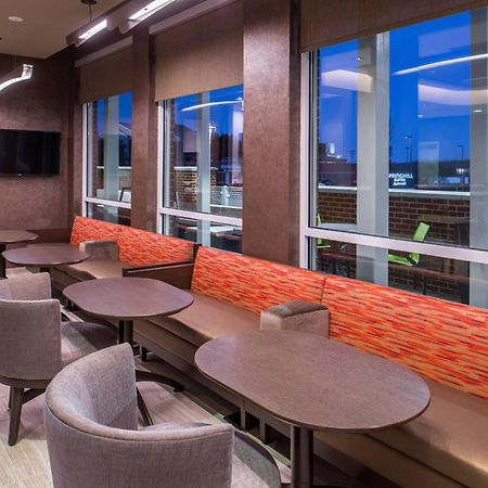 Springhill Suites By Marriott Greensboro Airport Bagian luar foto