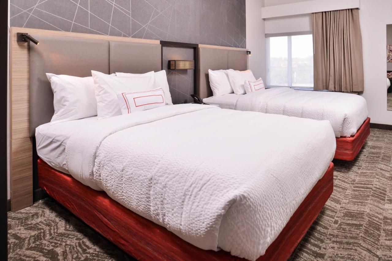 Springhill Suites By Marriott Greensboro Airport Bagian luar foto