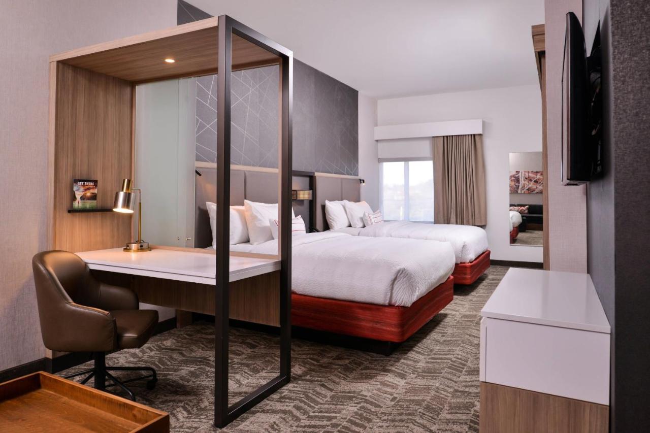 Springhill Suites By Marriott Greensboro Airport Bagian luar foto