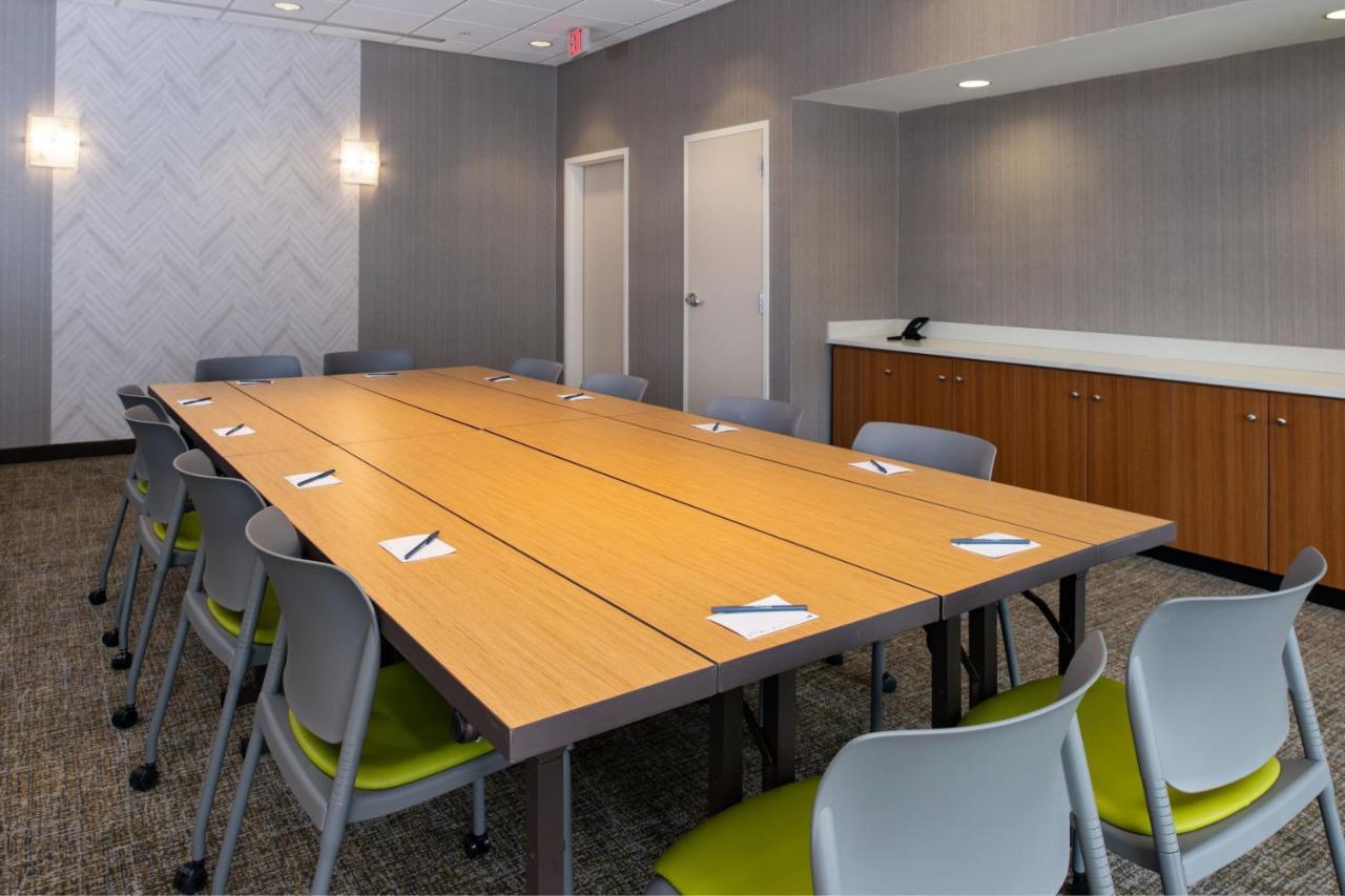 Springhill Suites By Marriott Greensboro Airport Bagian luar foto