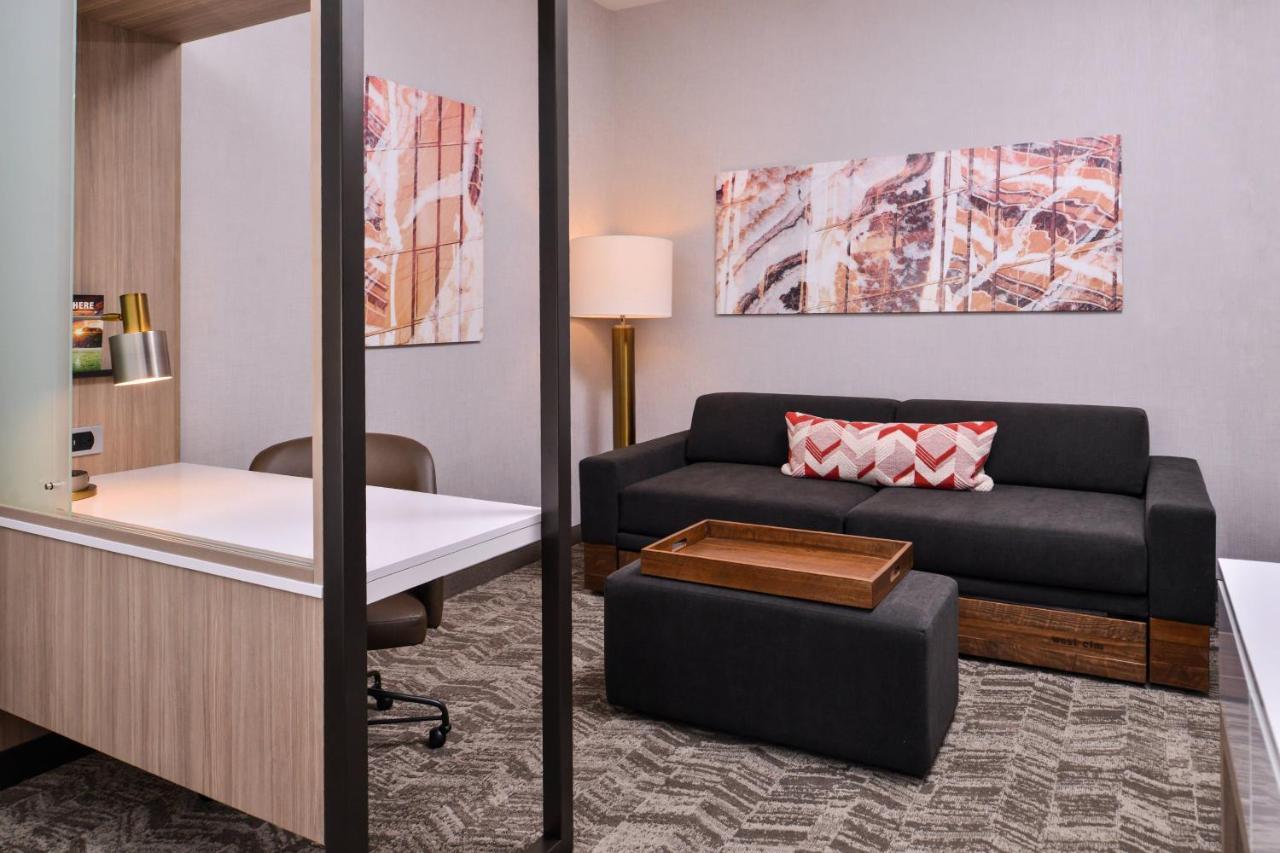 Springhill Suites By Marriott Greensboro Airport Bagian luar foto