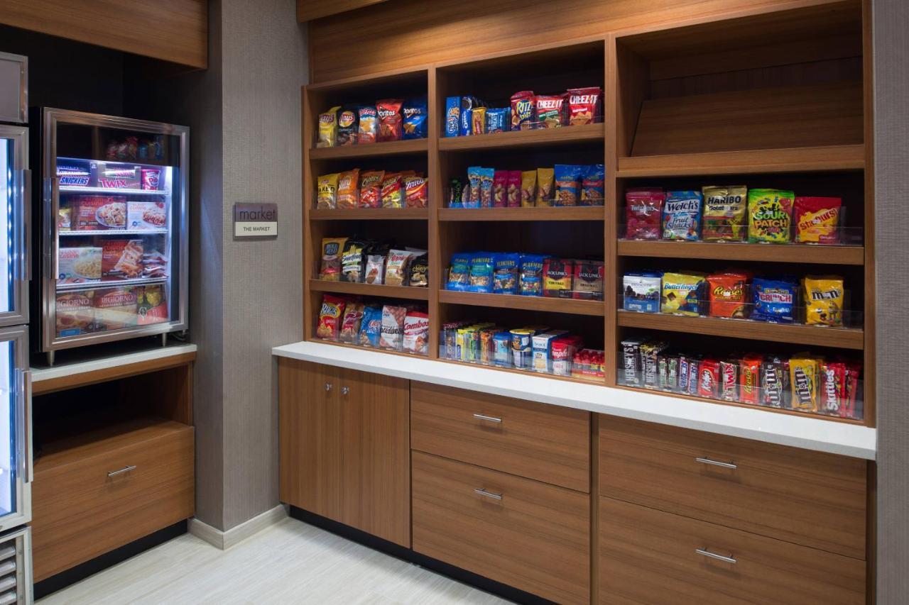Springhill Suites By Marriott Greensboro Airport Bagian luar foto